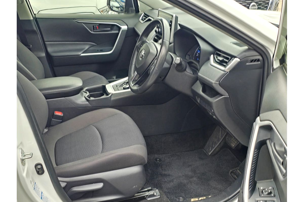 2020 Toyota RAV4 GX AXAH54R