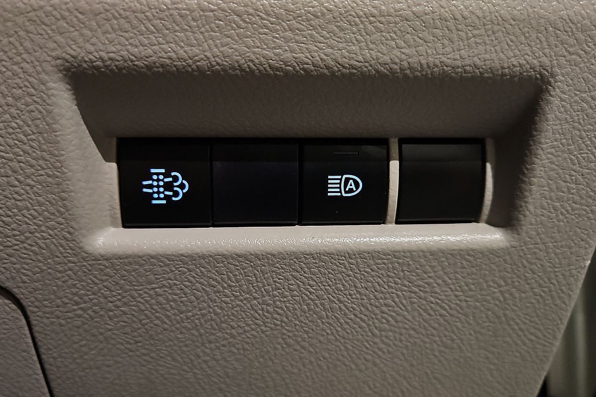 2019 Toyota Hiace GDH300R LWB