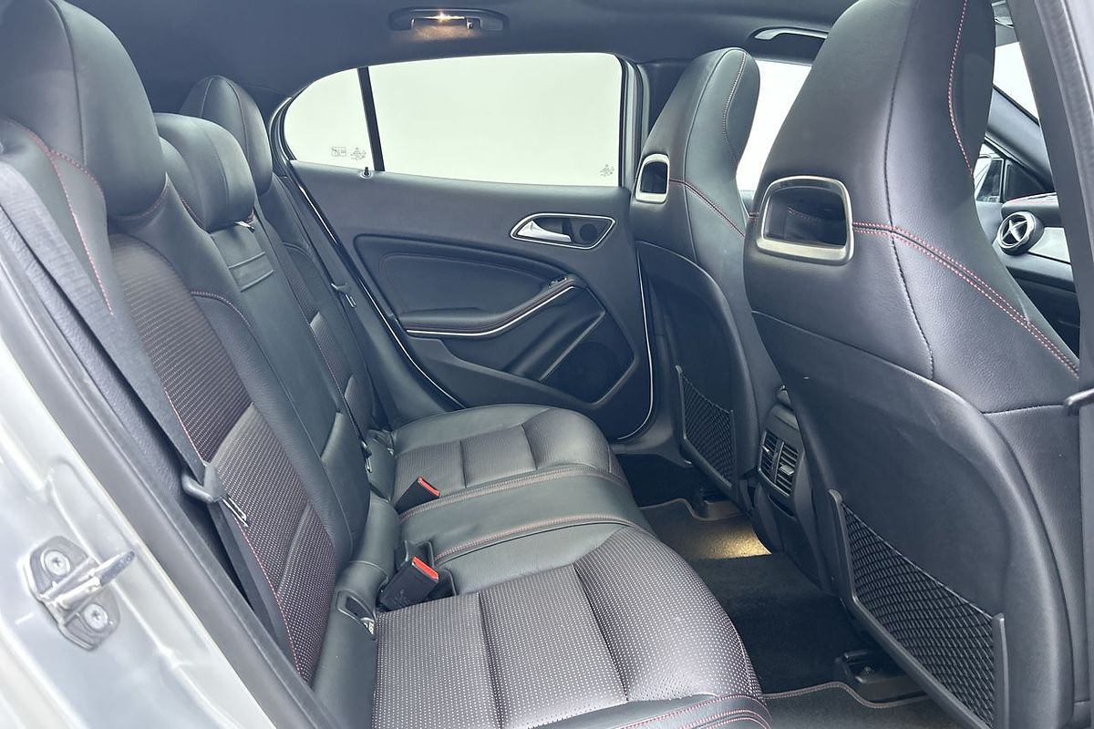 2019 Mercedes-Benz GLA-Class GLA250 X156