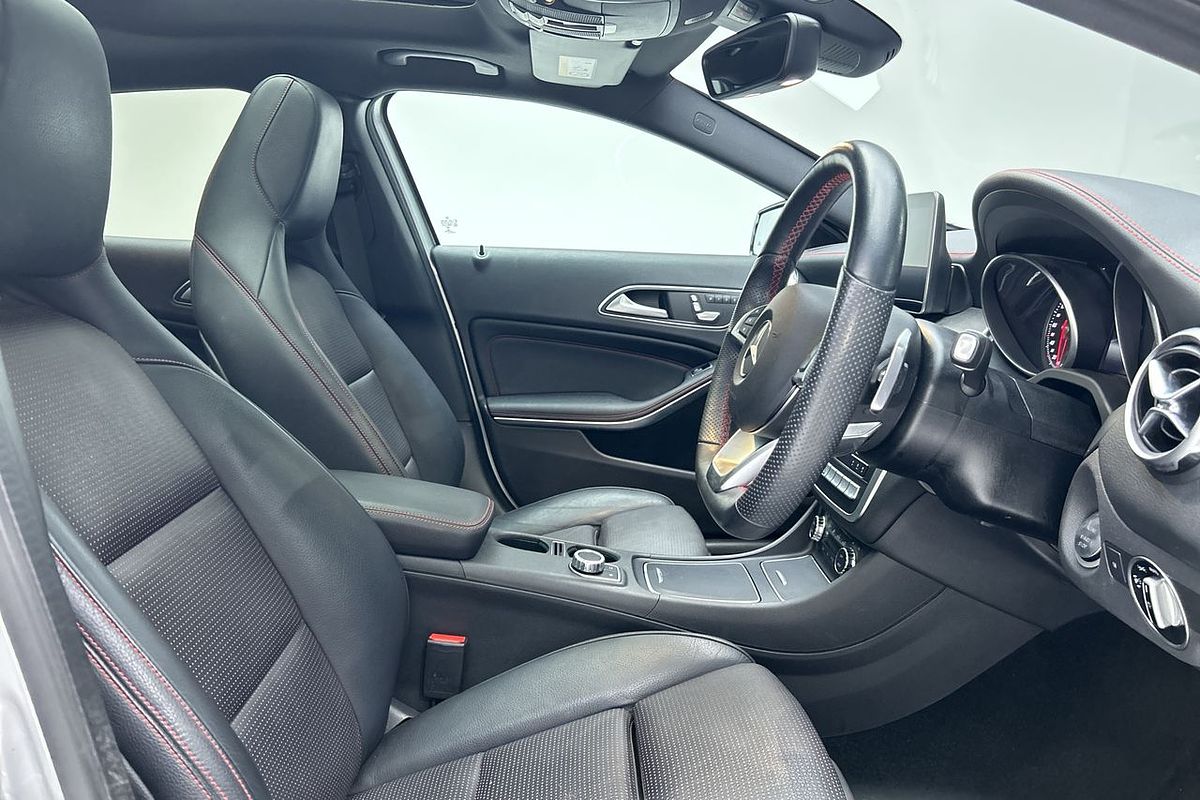 2019 Mercedes-Benz GLA-Class GLA250 X156