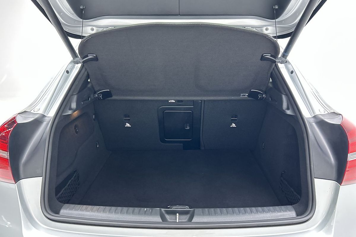 2019 Mercedes-Benz GLA-Class GLA250 X156