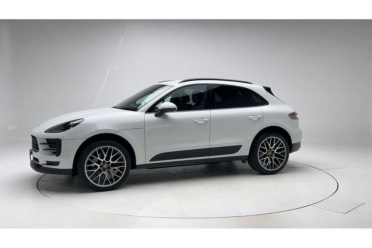 2021 Porsche Macan 95B