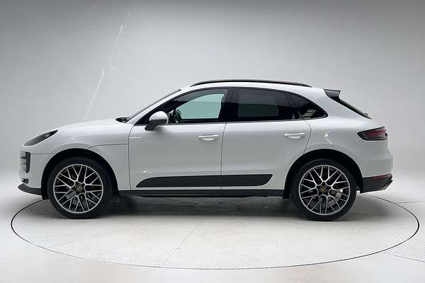 2021 Porsche Macan 95B