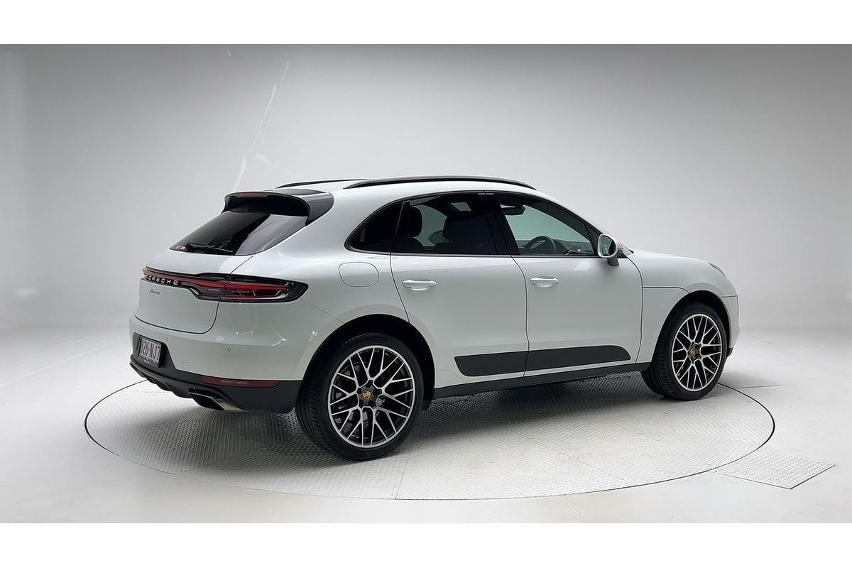 2021 Porsche Macan 95B