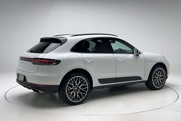 2021 Porsche Macan 95B