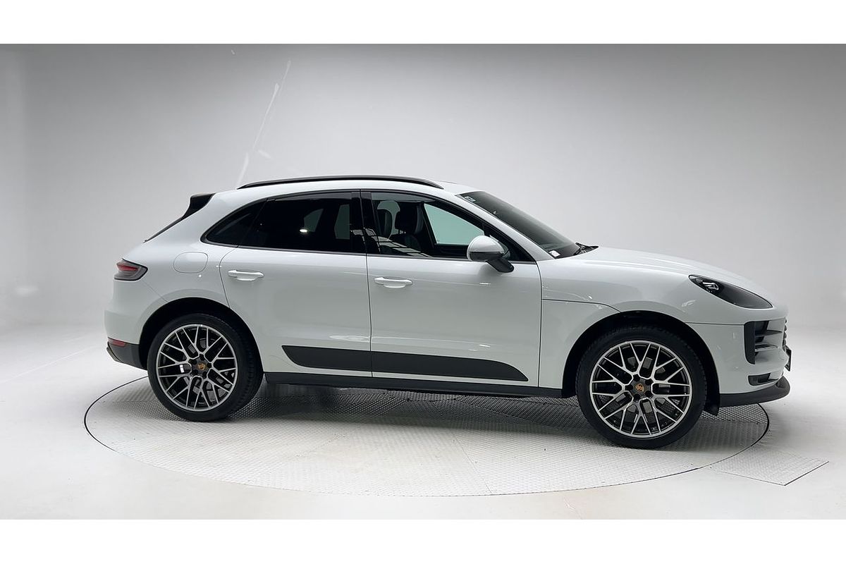 2021 Porsche Macan 95B