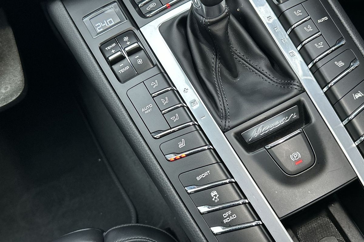 2021 Porsche Macan 95B
