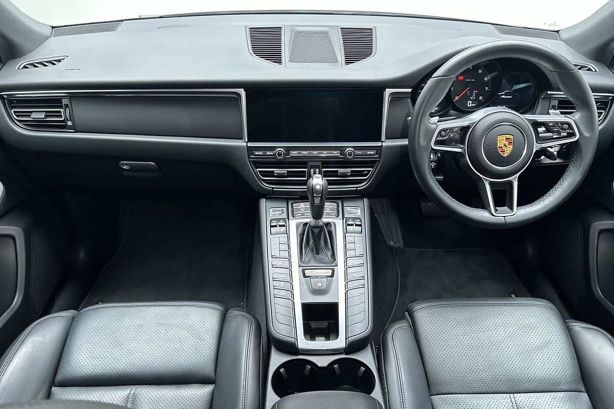 2021 Porsche Macan 95B