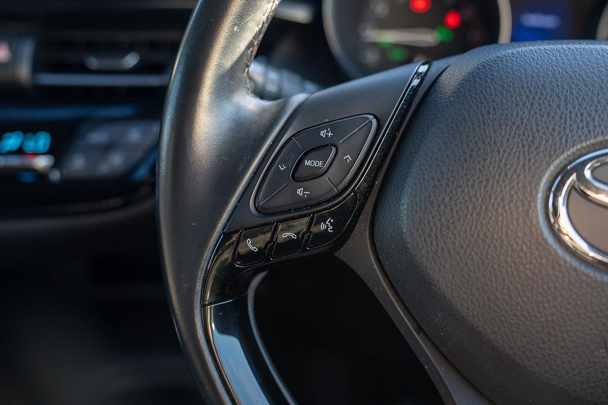 2018 Toyota C-HR NGX10R