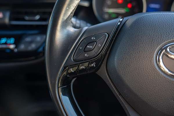 2018 Toyota C-HR NGX10R
