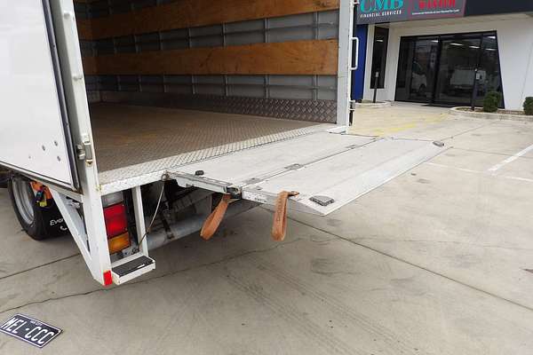 2021 Isuzu N Series NNR 45-150 Vanpack
