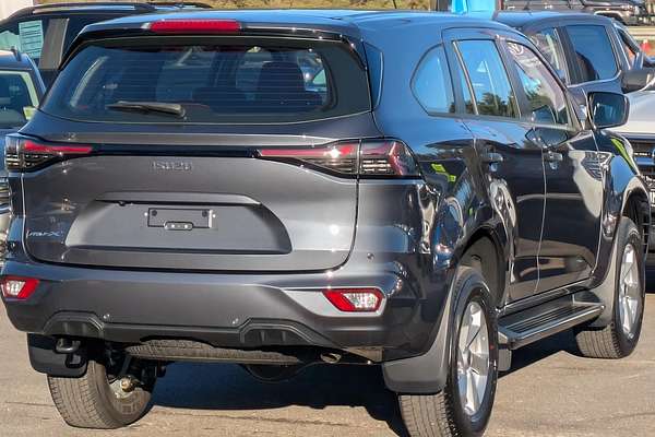 2025 Isuzu MU-X LS-M