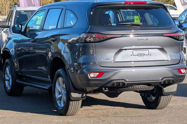 2025 Isuzu MU-X LS-M