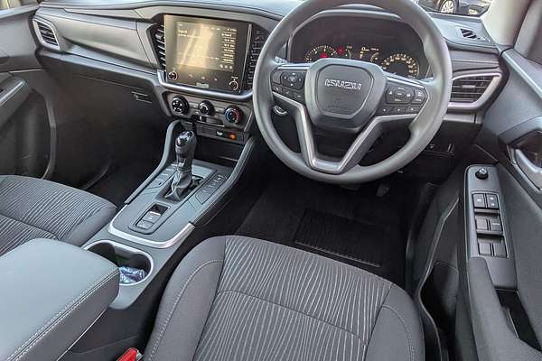 2025 Isuzu MU-X LS-M