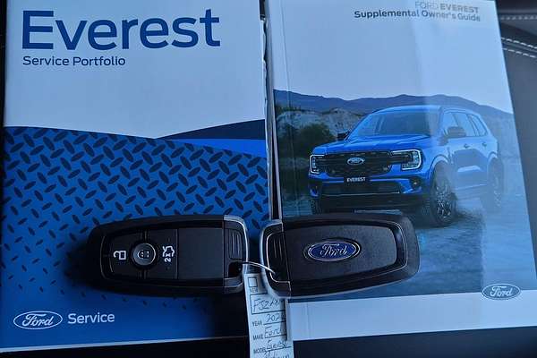 2024 Ford Everest Platinum 3.0L