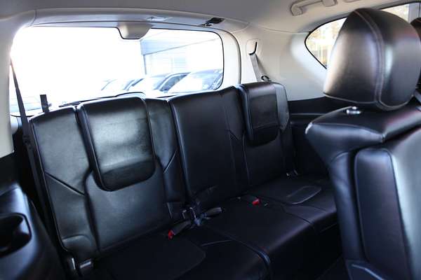 2024 Nissan Patrol Ti Y62