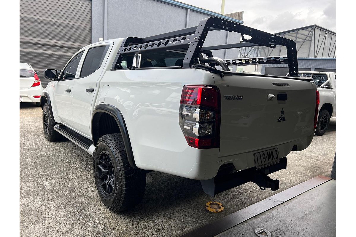 2019 Mitsubishi Triton GLX+ MR 4X4