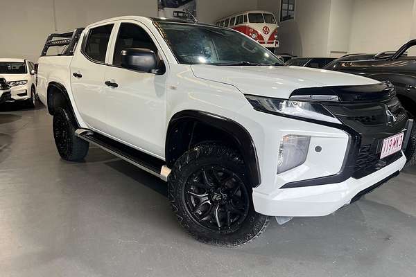 2019 Mitsubishi Triton GLX+ MR 4X4