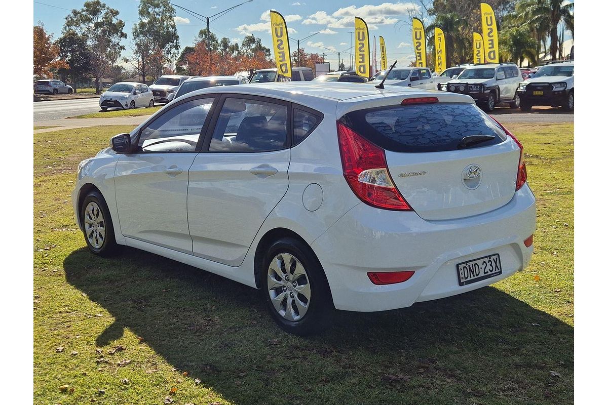 2017 Hyundai Accent Active RB4