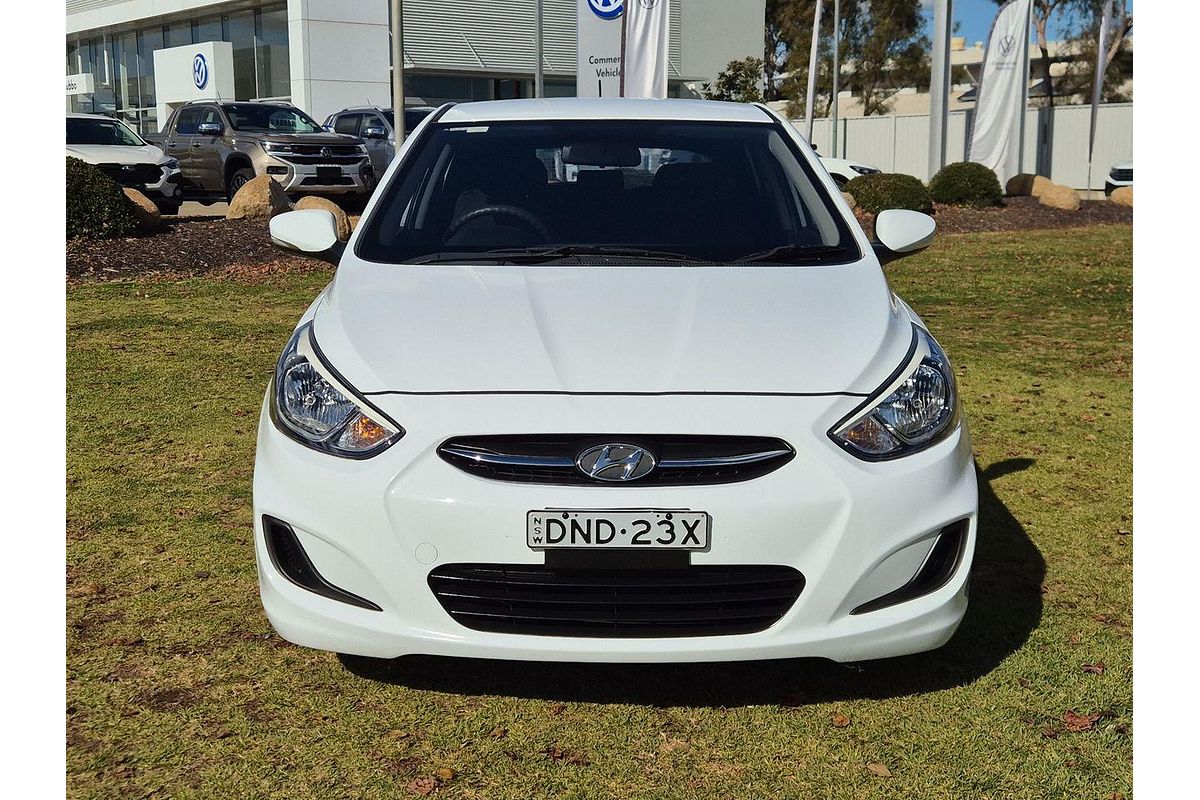 2017 Hyundai Accent Active RB4