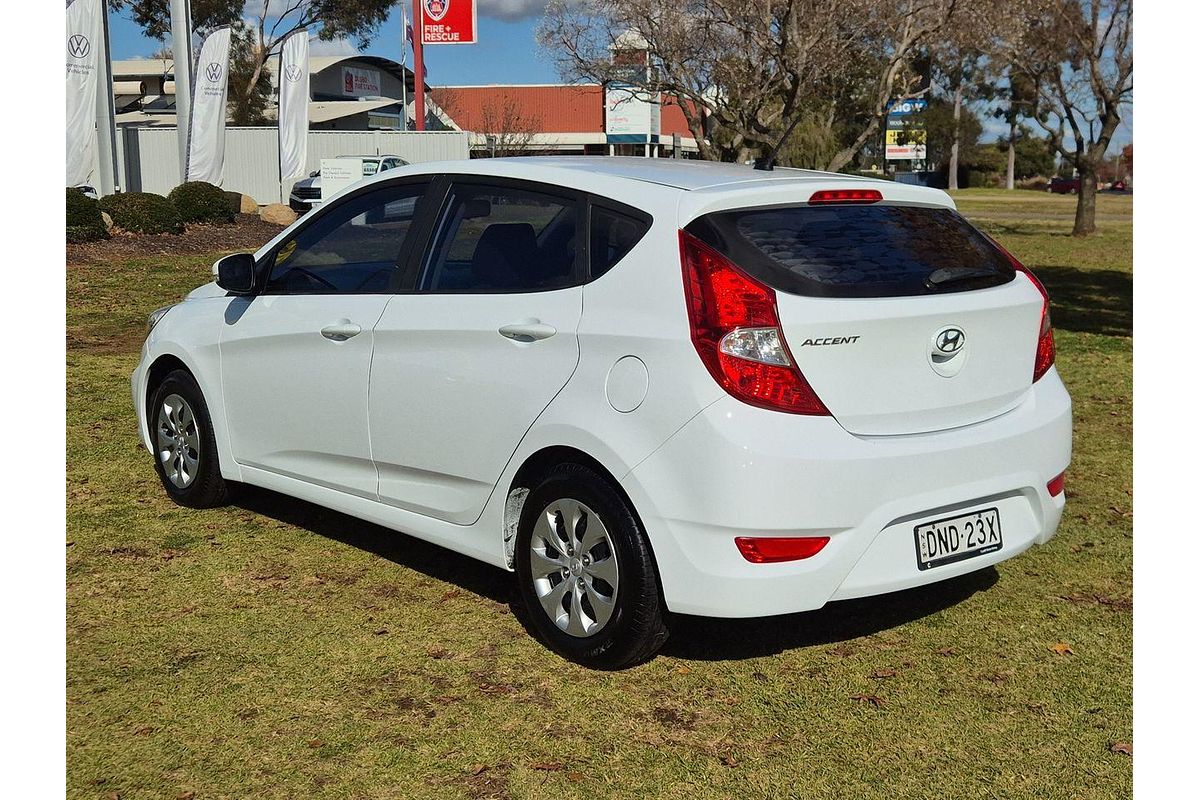2017 Hyundai Accent Active RB4