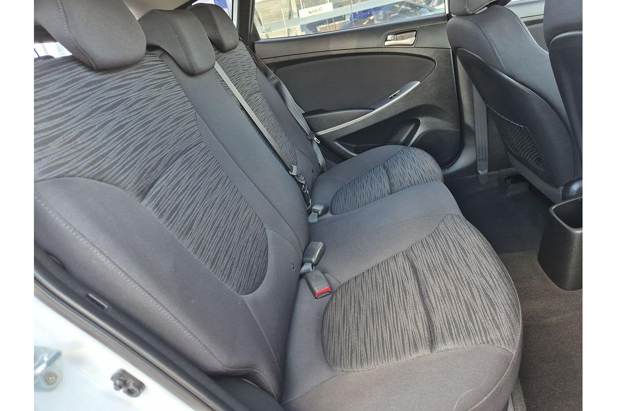 2017 Hyundai Accent Active RB4