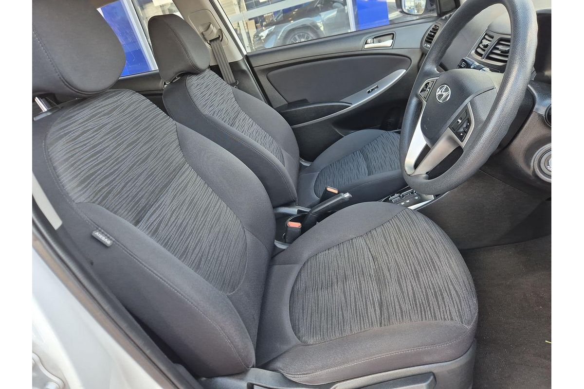 2017 Hyundai Accent Active RB4