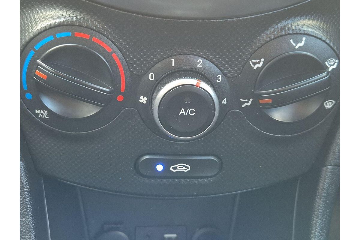 2017 Hyundai Accent Active RB4