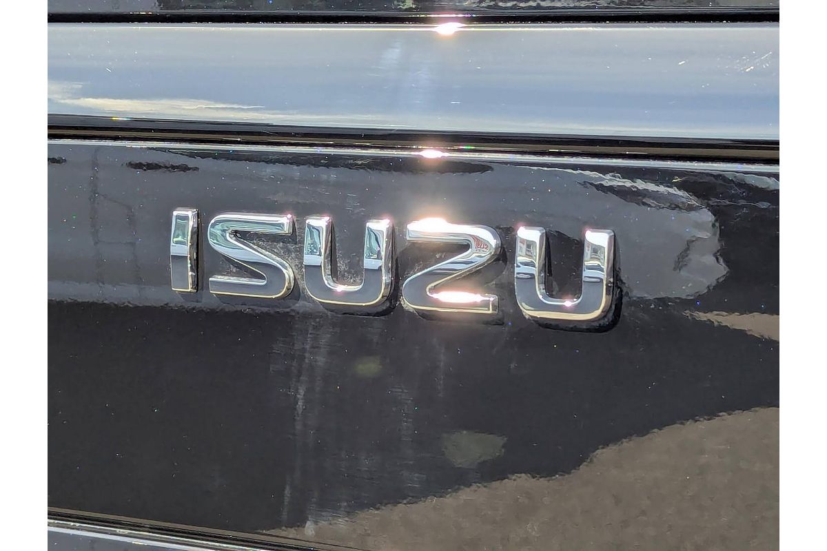 2025 Isuzu MU-X LS-T