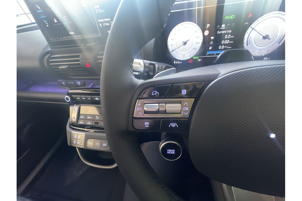 2025 Hyundai INSTER Cross AX.V1