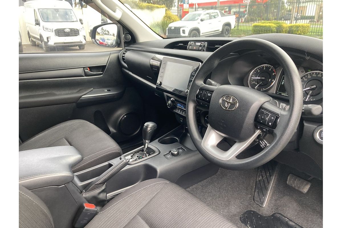 2024 Toyota Hilux SR 48V GUN126R 4X4