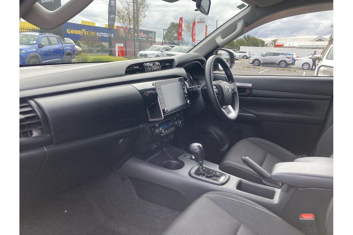 2024 Toyota Hilux SR 48V GUN126R 4X4
