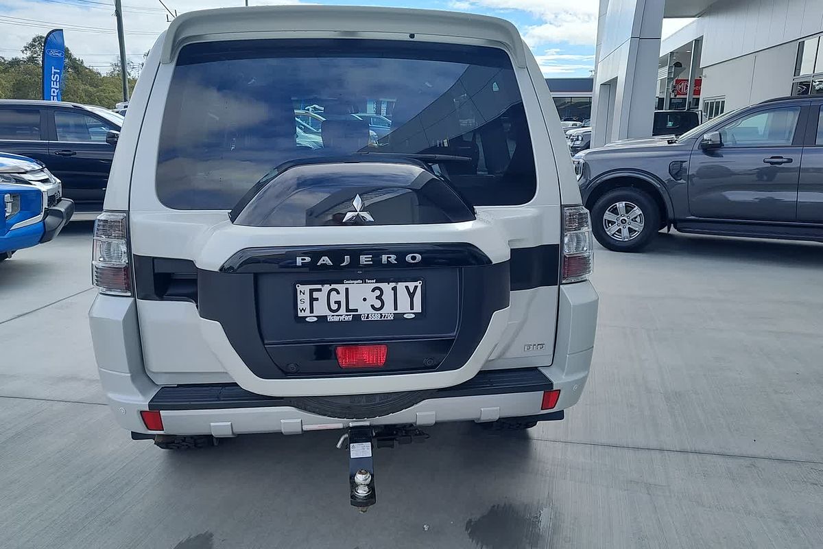 2014 Mitsubishi Pajero GLS NX