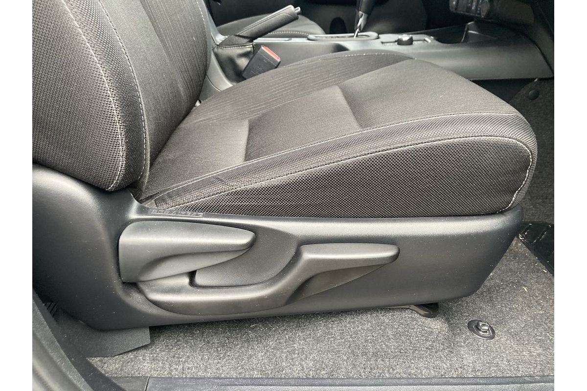 2024 Toyota Hilux SR 48V GUN126R 4X4