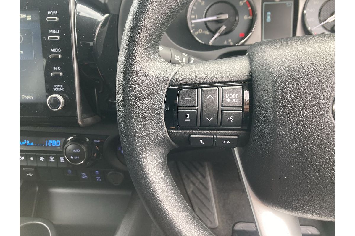 2024 Toyota Hilux SR 48V GUN126R 4X4