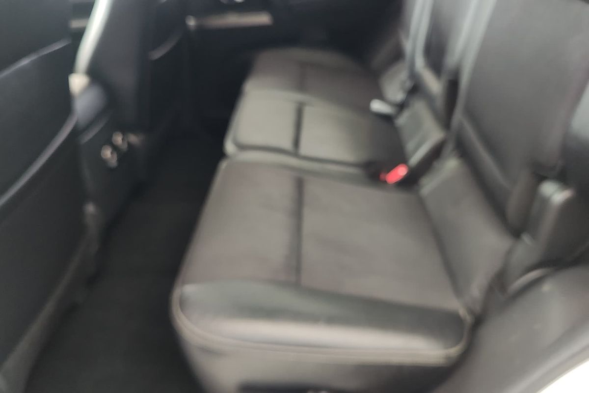 2014 Mitsubishi Pajero GLS NX