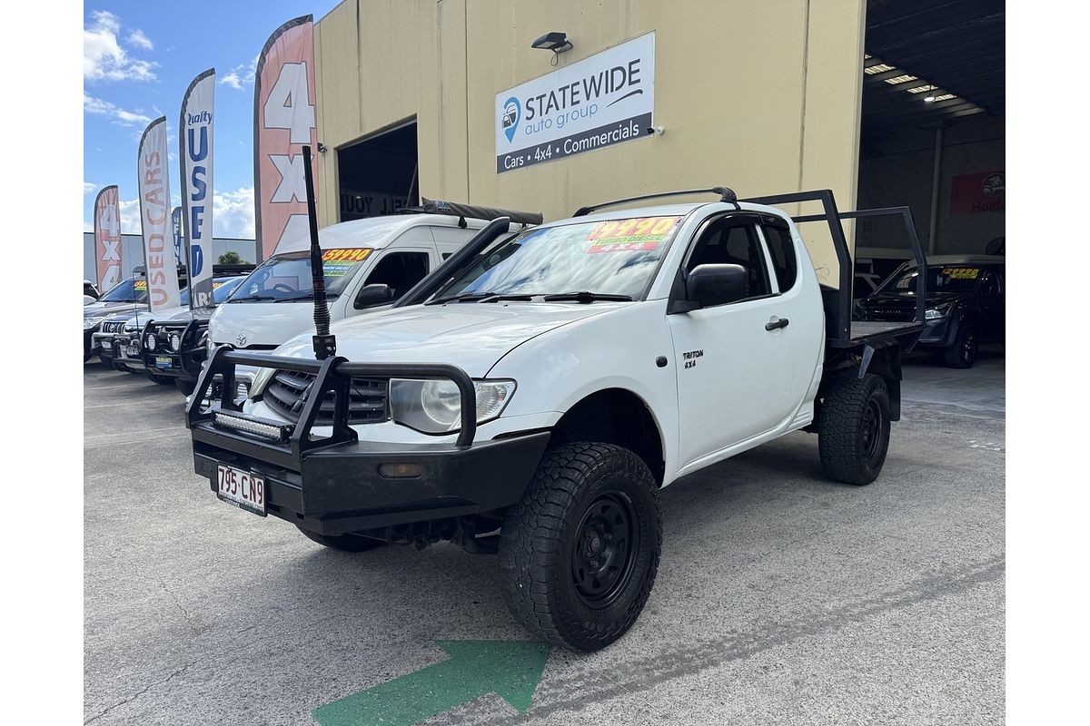 2011 Mitsubishi Triton GLX MN 4X4