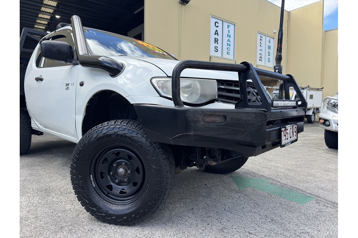2011 Mitsubishi Triton GLX MN 4X4