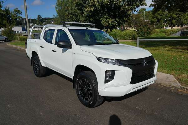 2019 Mitsubishi Triton GLX MR 4X4