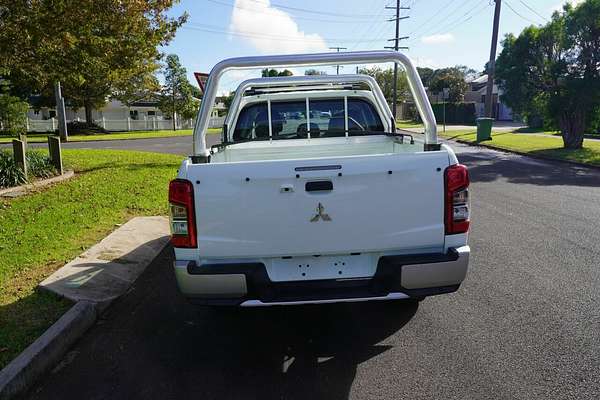 2019 Mitsubishi Triton GLX MR 4X4