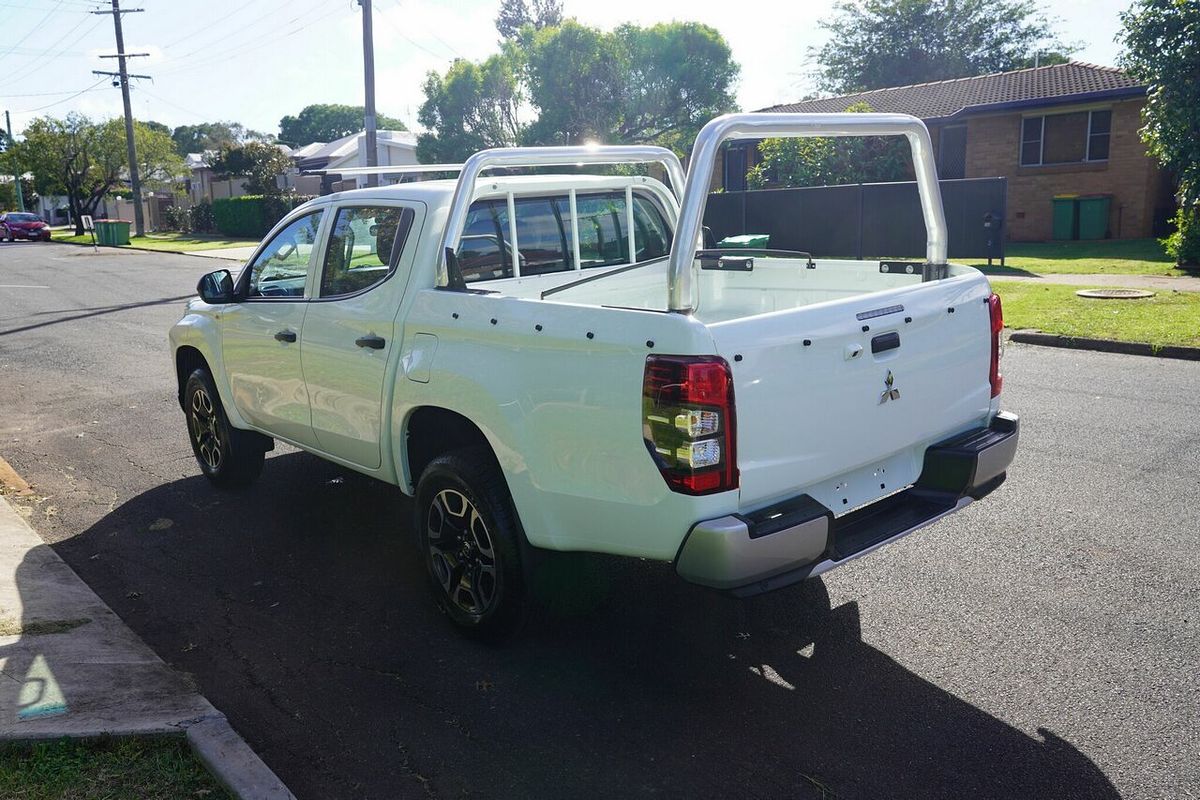 2019 Mitsubishi Triton GLX MR 4X4