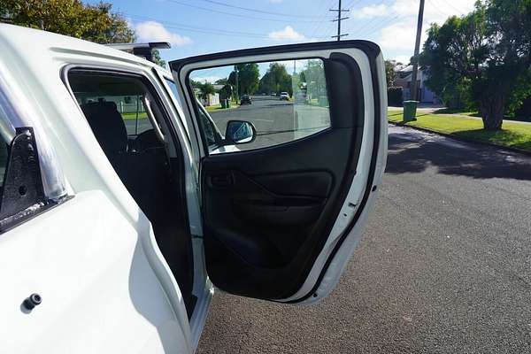 2019 Mitsubishi Triton GLX MR 4X4