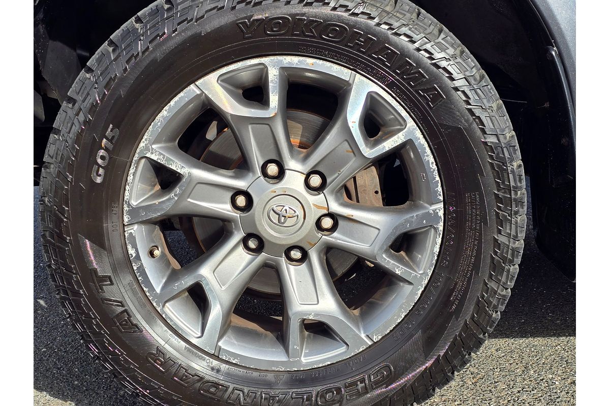 2015 Toyota Hilux SR GUN126R 4X4