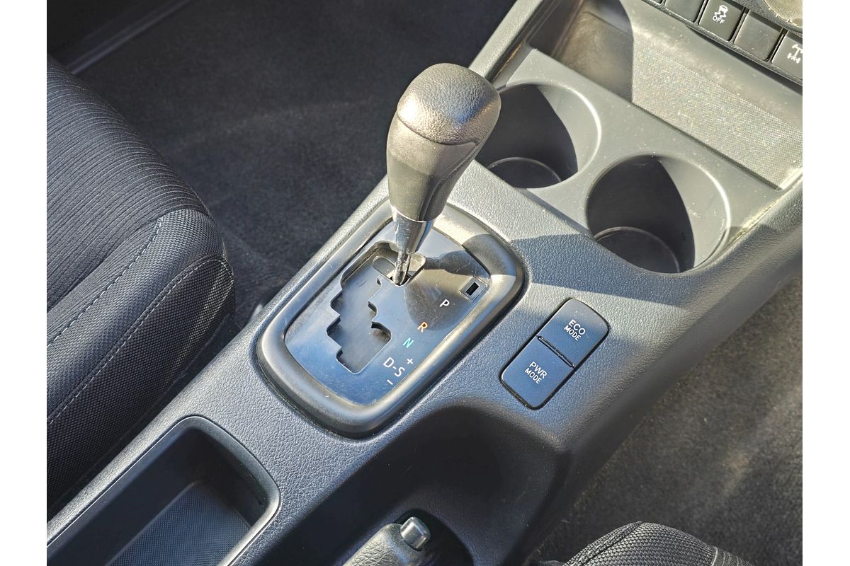 2015 Toyota Hilux SR GUN126R 4X4