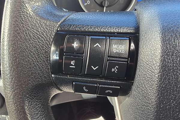 2015 Toyota Hilux SR GUN126R 4X4