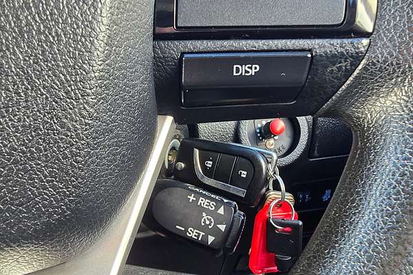 2015 Toyota Hilux SR GUN126R 4X4