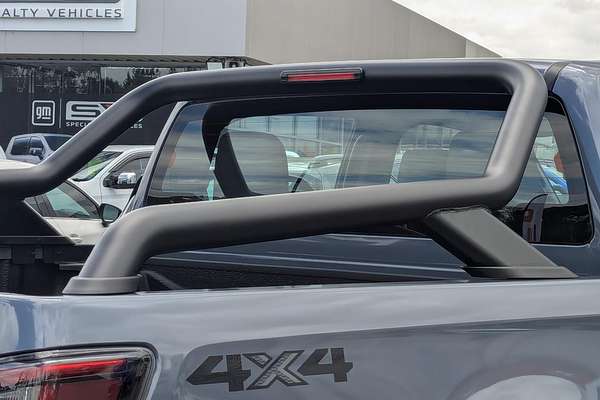 2025 Isuzu D-MAX BLADE 4X4