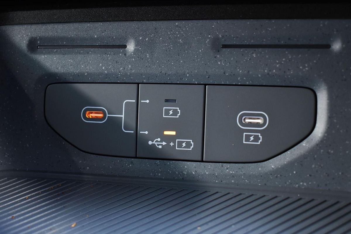 2025 Kia Tasman X-Line TK 4X4