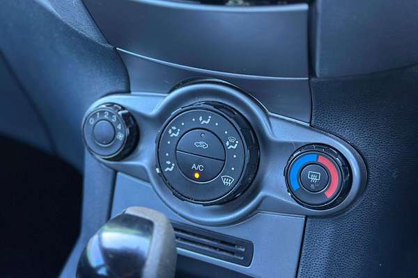 2009 Ford Fiesta LX WS