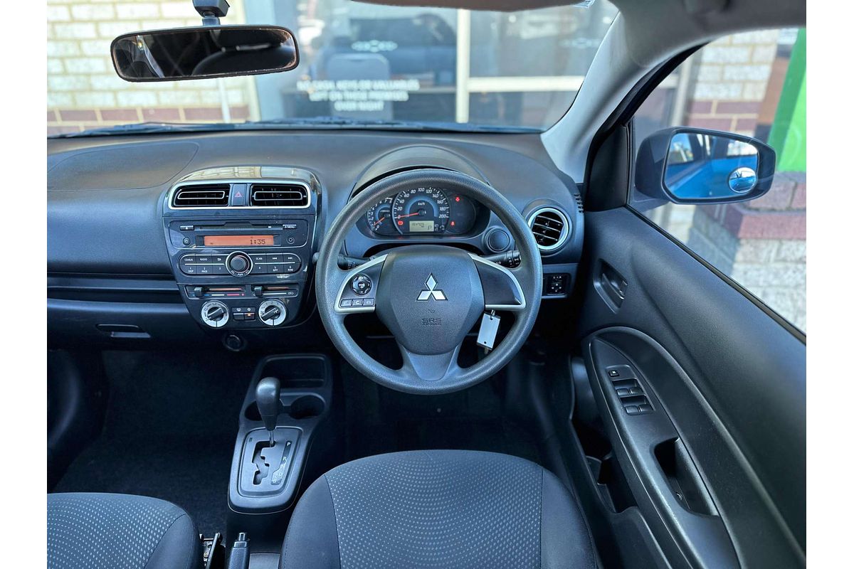 2015 Mitsubishi Mirage ES LA